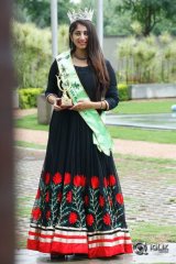 Miss India Asia Pacific Title Winner Manasa Jonnalagadda